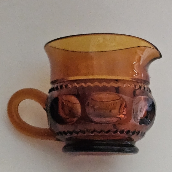Indiana Glass King's Thumbprint Amber Creamer and Sugar set with Tray - Picture 10 of 16
